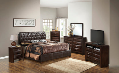 Marilla - Upholstered Bed